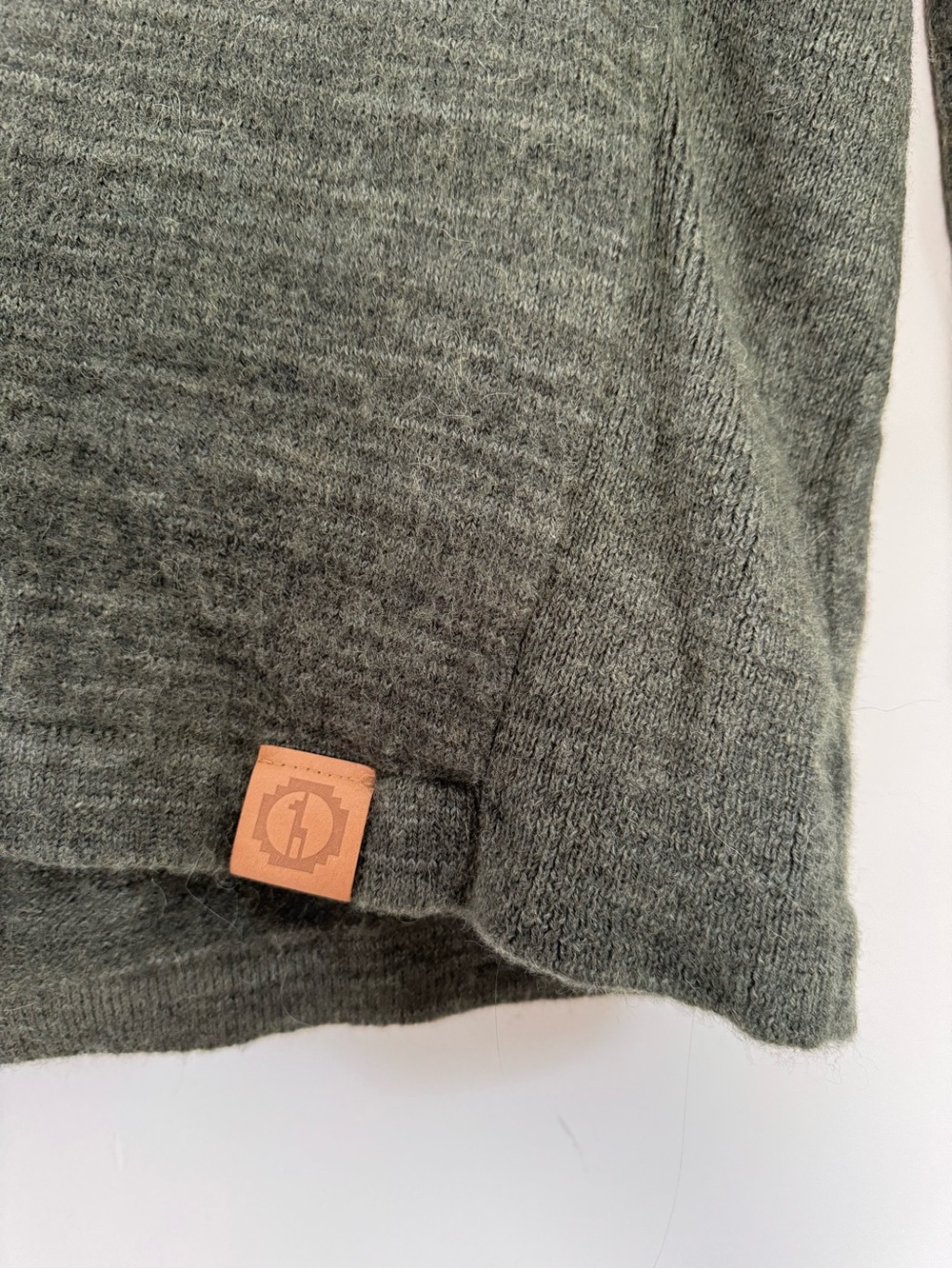 Paka Unisex The Hoodie Hooded Alpaca Blend Sweater Eucalyptus Green Large - Picture 8 of 13